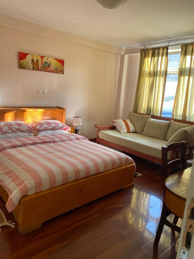 Kefetew Guest House Аддис-Абеба Экстерьер фото